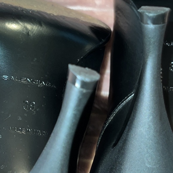 Balenciaga Ankle Boots, Black Round-Toes, Wrap-Around Straps, heels 4โ. EUC. - Picture 11 of 11